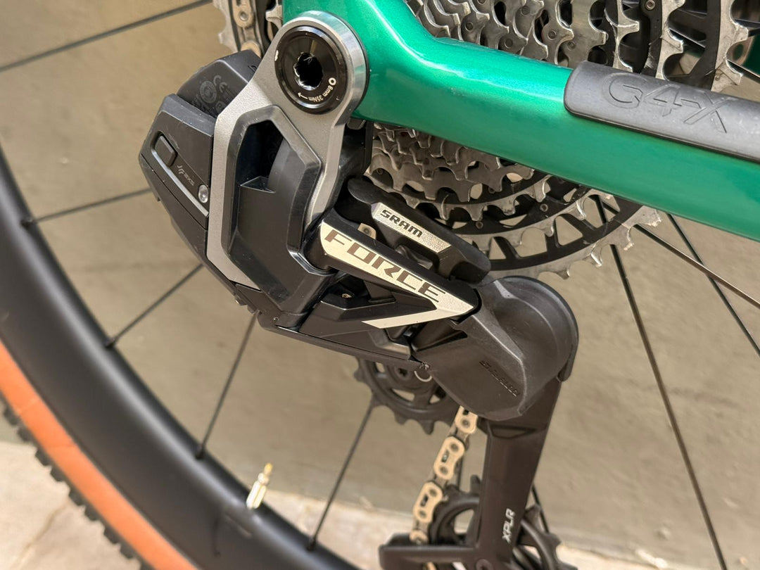 Vélo tout-terrain Colnago G4-X (SRAM Force AXS XPLR) - Démonstration d'exposition 2025, Taille 520