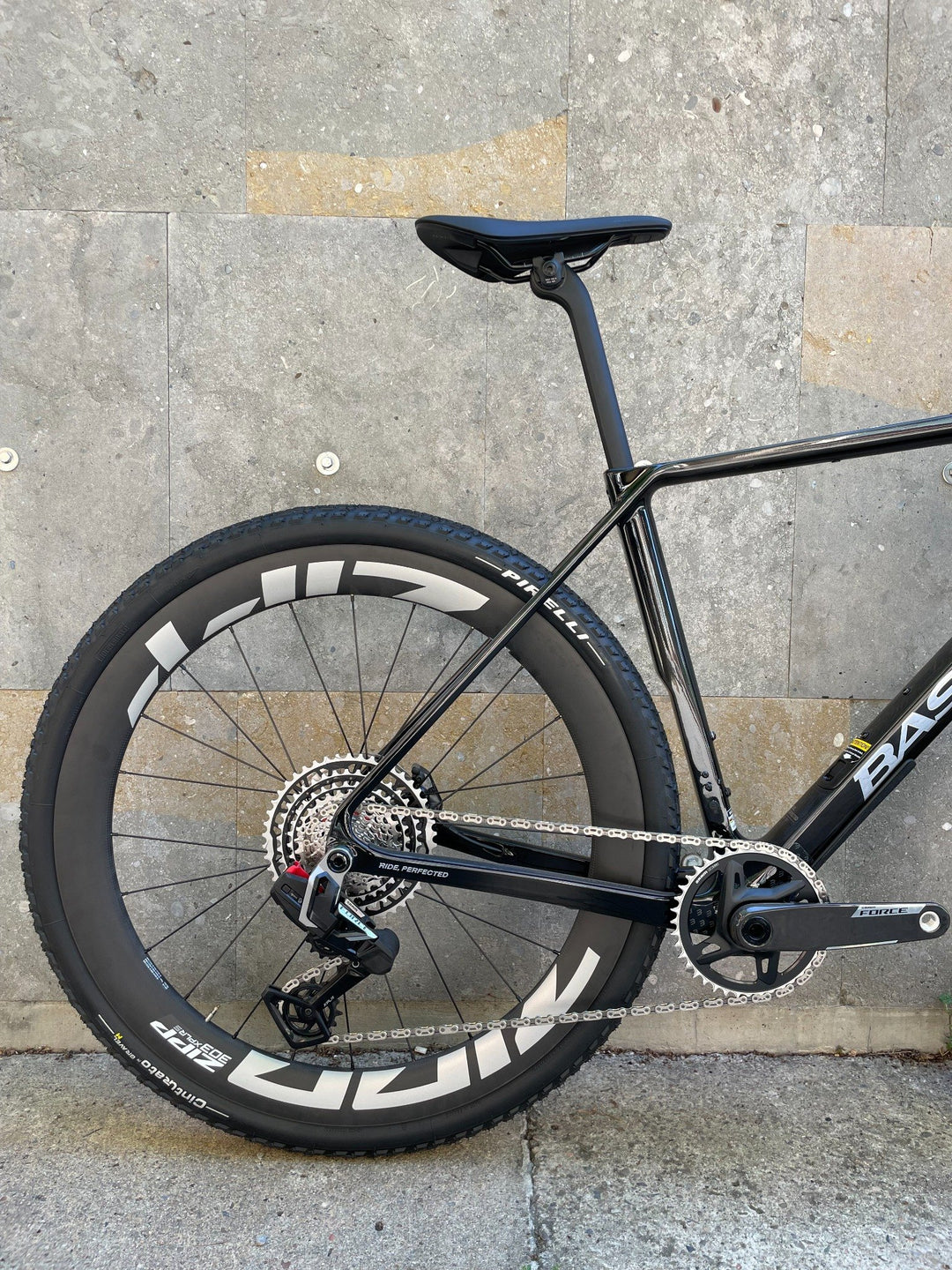 Basso Palta III (SRAM Force / ZIPP XPLR)