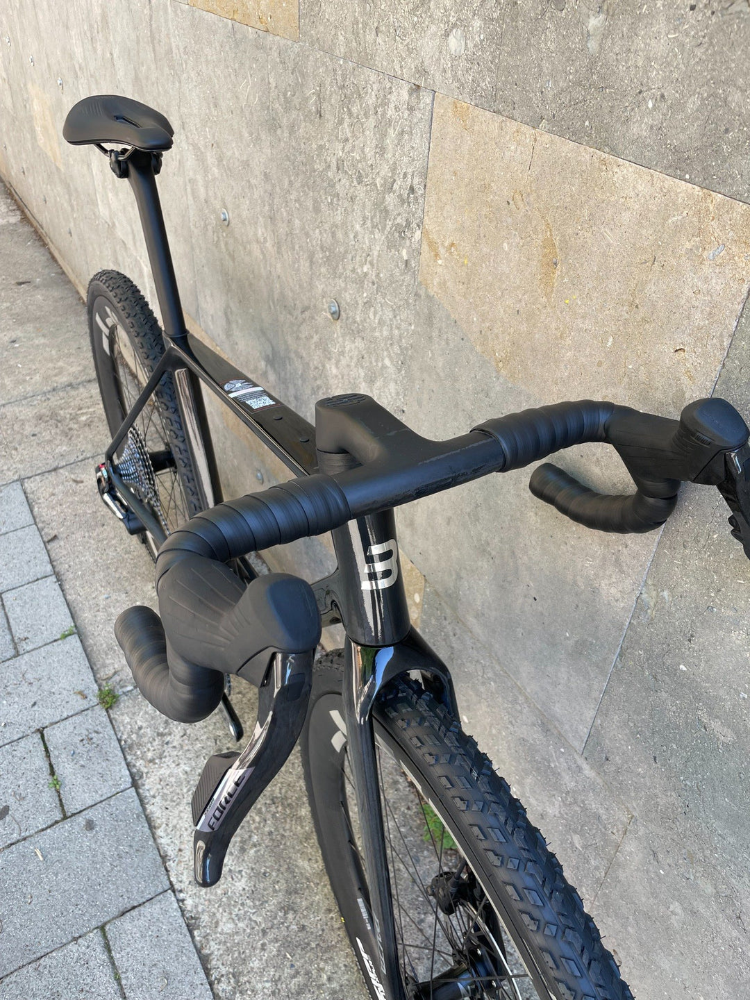 Basso Palta III (SRAM Force / ZIPP XPLR)