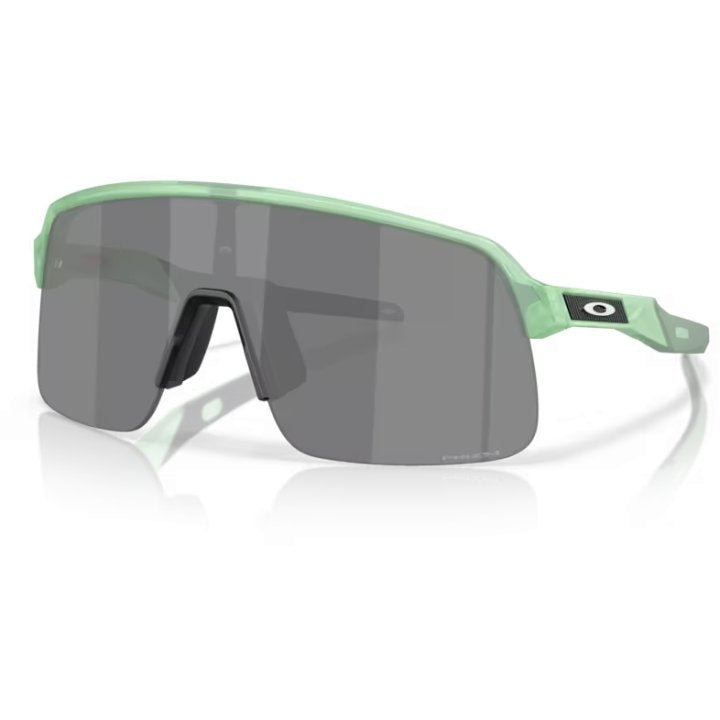 Oakley Sutro Lite S - Prizm Negro / Jade Translúcido Mate