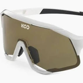 KOO DEMOS Weiß Braun | Braunes Glas