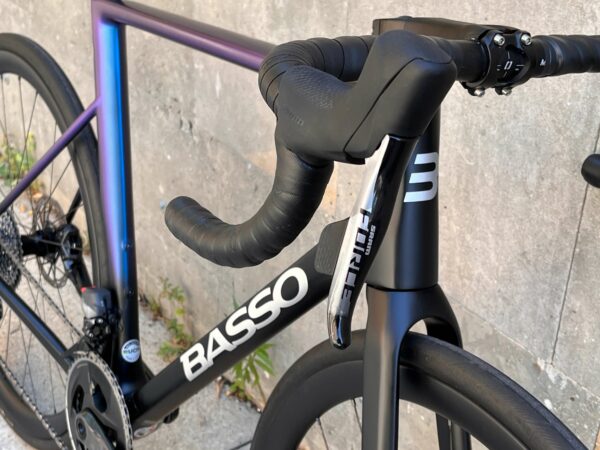 Basso Astra Disc Road Bike Force AXS RE38 Ruedas de carbono 2023 Ex Demo Camaleont 56 4 escalas