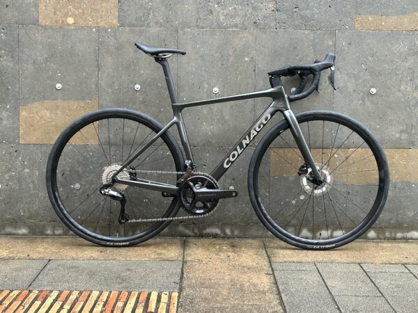Colnago V4 Disc Road Bike (Shimano Ultegra Di2 / Fulcrum R600) Size 455 - Imagen 2